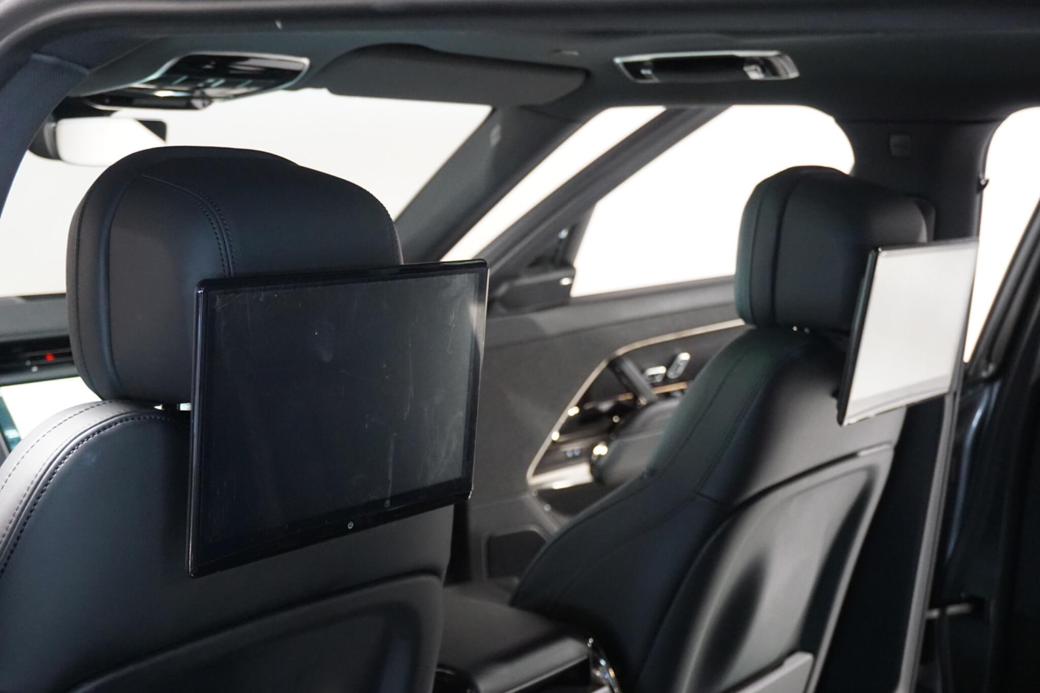 Land Rover Range Rover Sport 3.0 D300 MHEV Dynamic SE SUV 5dr Diesel Auto 4WD Euro 6 (s/s) (300 ps)